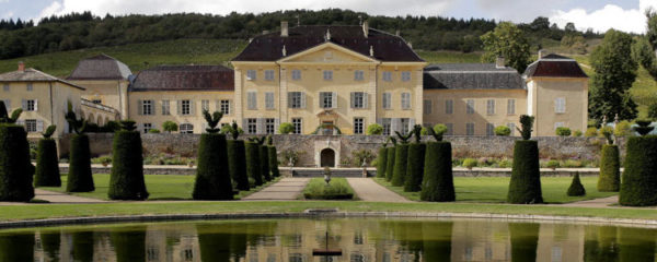 châteaux dans le Beaujolais